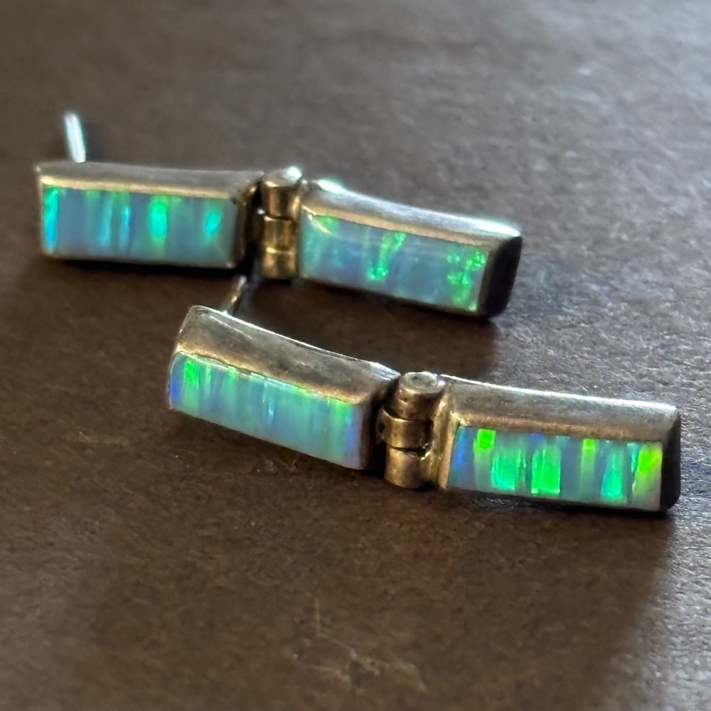 Modern 950 Silver Opal Inlay Bar Earrings - Picture 2 of 5